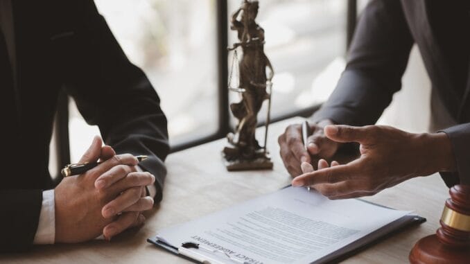 Comprendre la diffamation et ses conséquences juridiques